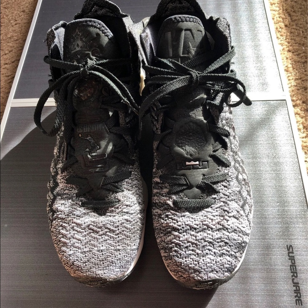 Lebron 17 Sz 11.5